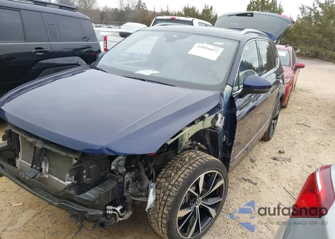 2022 Volkswagen Tiguan 2.0T Sel R-Line z USA, uszkodzony, nr VIN 3VV4B7AX1NM069415